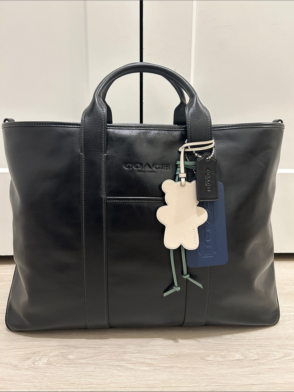 Coach (NWT) Grayson Tote Bag With Charms
